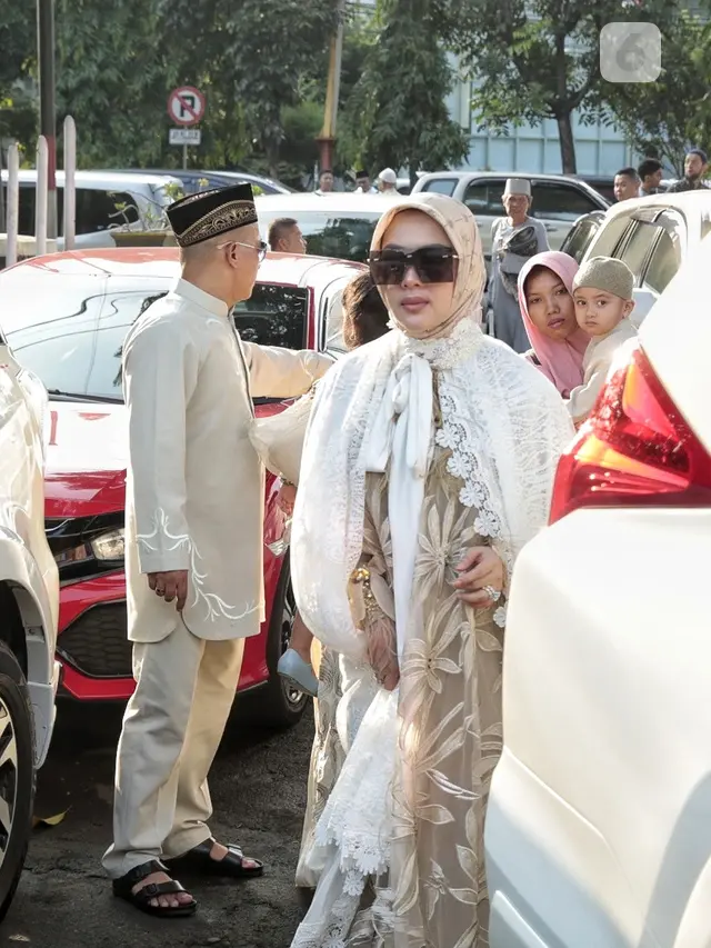 [Bintang] Syahrini