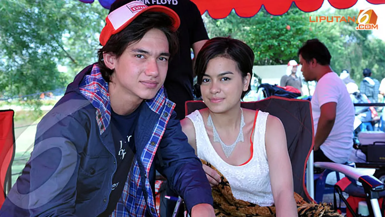 adipati-dolken-dan-eva-celia-130708c.jpg