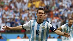 Kapten Timnas Argentina, Lionel Messi, berhasil membawa tim Tango memuncaki klasemen Grup F Piala Dunia 2014 usai mengalahkan Nigeria 3-2 di Stadion Beira Rio, Porto Alegre, Brasil, (25/6/2014). (REUTERS/Darren Staples)