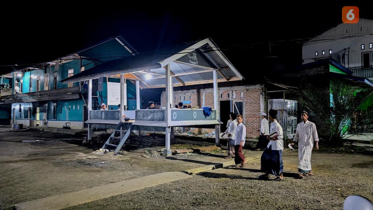 Sepotong Ikan di Balik Bantal, Cerita Ulama Aceh tentang Kenyataan Hidup Anak Yatim