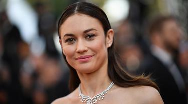 Rahasia Olga Kurylenko Lawan Dan Pulih Dari Virus Corona News Entertainment Fimela Com