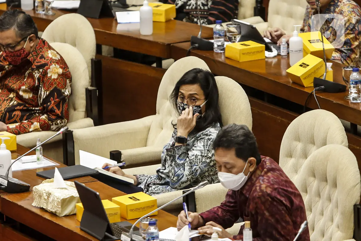 FOTO: Sri Mulyani Bahas Program PEN Bersama Komisi XI DPR