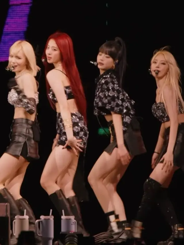 Le Sserafim di panggung Coachella 2024. [Foto: Instagram/le_sserafim]