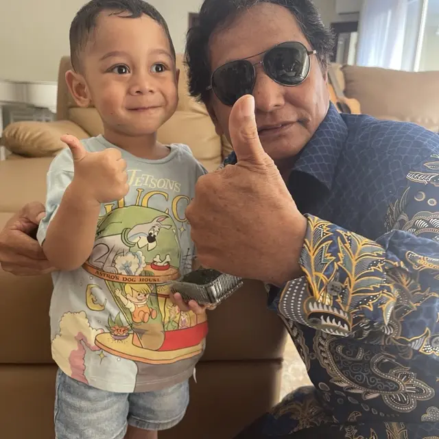 6 Potret Kondisi Ayah Rizky Billar Usai Operasi, Dijenguk Besan dan Menantu