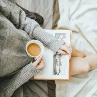 Ilustrasi Membaca Buku