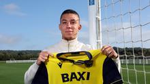 Penyerang Timnas Bulgaria, Filip Krastev, yang saat ini satu tim dengan penyerang Timnas Indonesia, Ole Romeny, di Oxford United. (dok. Oxford United)