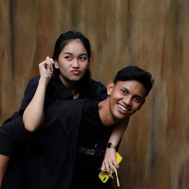 6 Potret Lita Hutami Tunangan Ibnu Wardani, Seleb TikTok yang Curi Perhatian