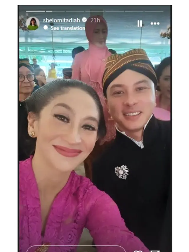10 Potret Nicholas Saputra Menghadiri Mangkunegara X Bak Mas-Mas Jawa Ini Curi Perhatian