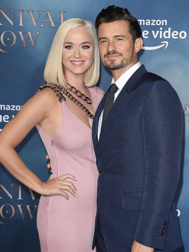 Umumkan Kehamilan, Ini 6 Potret Kemesraan Katty Perry dan Orlando Bloom