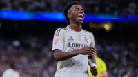 Vinicius Junior dari Real Madrid bereaksi dalam pertandingan La Liga melawan Barcelona di Santiago Bernabeu, Minggu, 26 Oktober 2025. (AP Photo/Manu Fernandez)&nbsp;&nbsp;&nbsp;