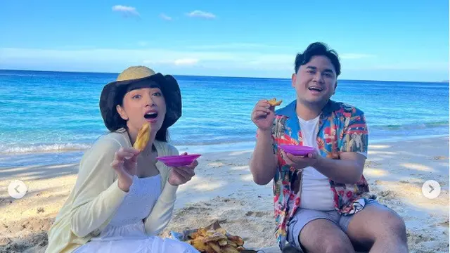 Pesona Body goals Angel Karamoy saat di Pantai Paal, Sulawesi Utara (Foto: Instagram bikinlapertranstv)