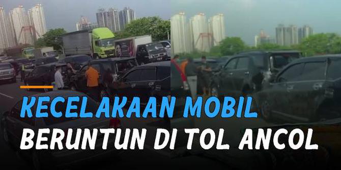 VIDEO: Viral Kecelakaan Mobil Beruntun di Tol Ancol