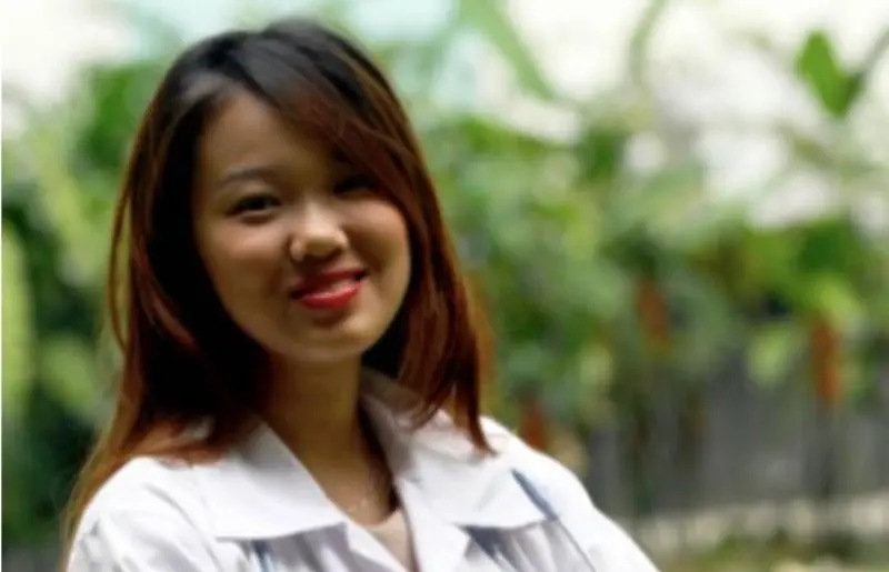 Chan Hao Shan saat ini baru 19 tahun, tapi tahun depan dia sudah menjadi dokter, bahkan dokter termuda di Malaysia. (Foto: Sinchew via worldofbuzz.com)