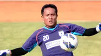 Ferdiansyah buka-bukaan soal rahasianya mampu memblok penalti Syamsul Chaeruddin di laga Persipura vs PSM (23/11/2015). (Bola.com/Kevin Setiawan)