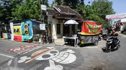 Bendera ini merupakan simbol dari kelompok bajak laut Topi Jerami yang dipimpin oleh Monkey D. Luffy dalam serial One Piece. (DIKA/AFP)