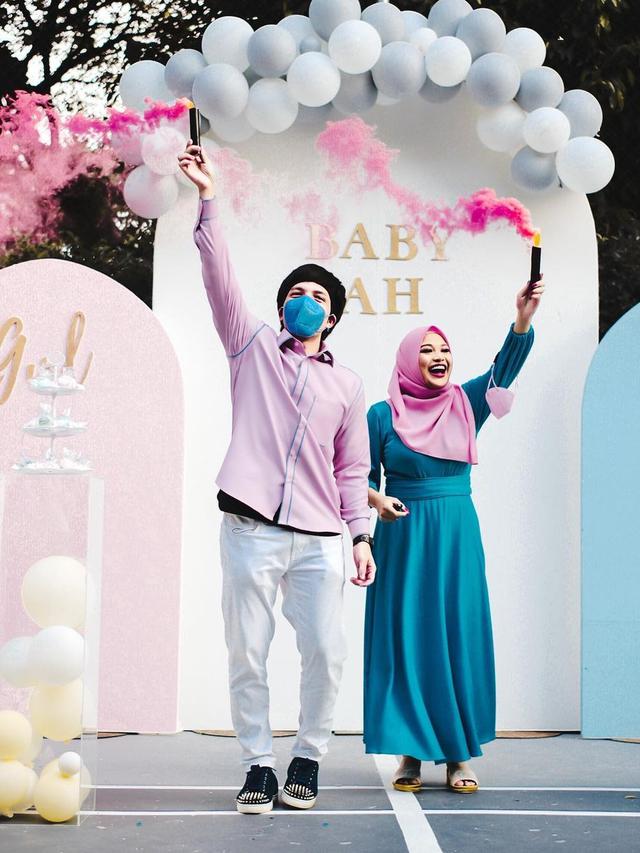 7 Momen Aurel Hermansyah dan Atta Halilintar Ungkap Jenis Kelamin Anak Pertama