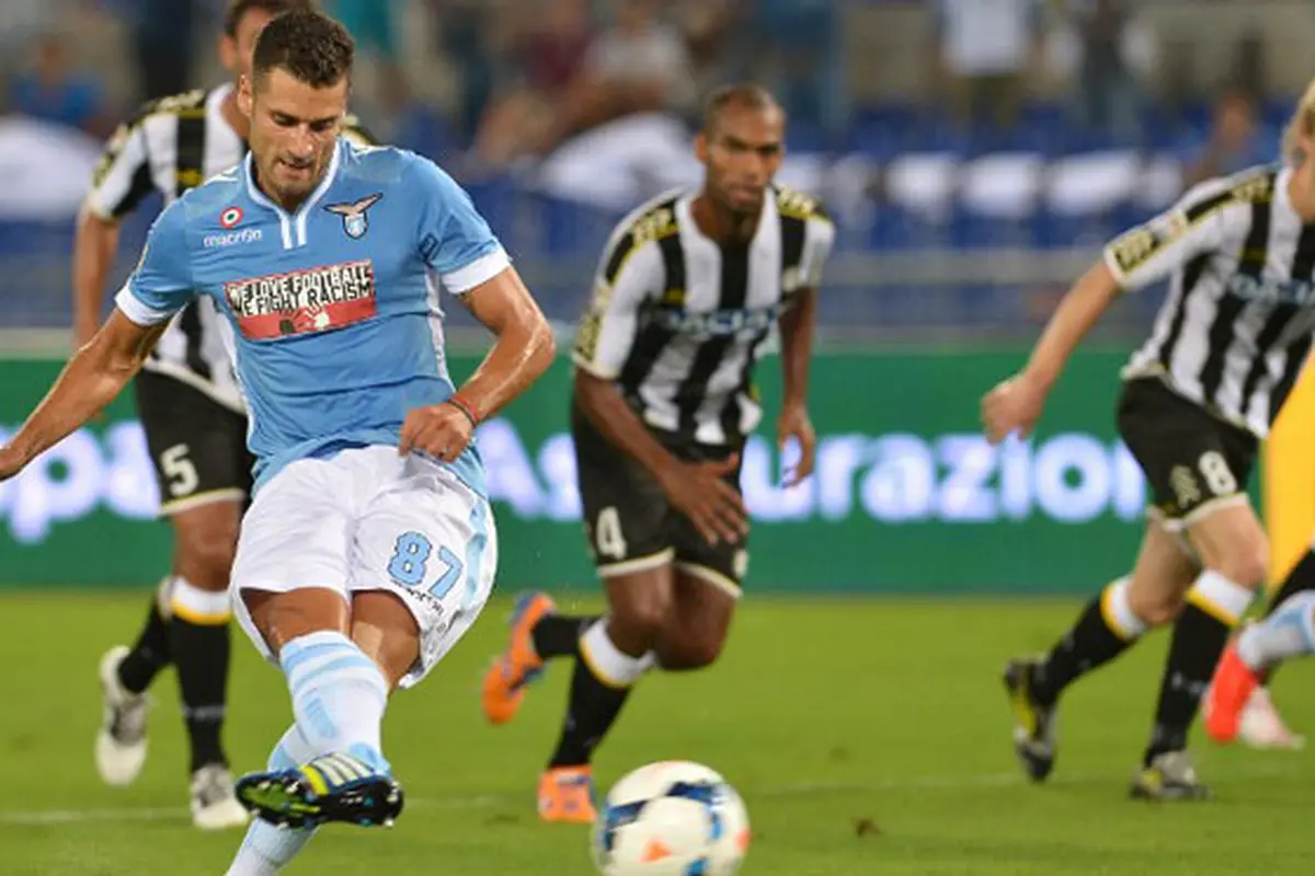antonio-candreva-lazio-130826a.jpg