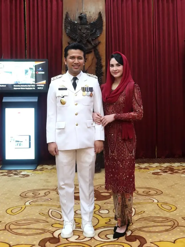 Potret Cantik Arumi Bachsin dalam Balutan Kebaya Merah