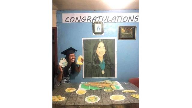 Hadiah Wisuda Ini Kelewat Unik