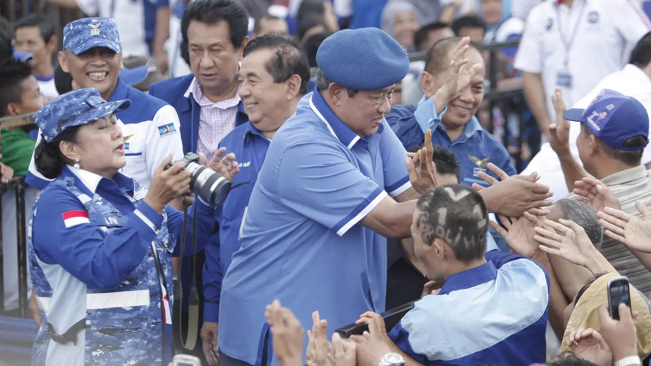 [FOTO] SBY Sambangi Lautan Manusia Palembang 