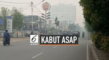 Kabut asap kembali menyelimuti Kota Pontianak, setelah 2 hari menghilang akibat hujan. Udara kembali pekat , jarak pandang semakin pendek, dan mengganggu aktivitas warga