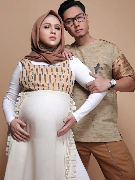 Wanita kelahiran 3 November 1984 ini mengumumkan kehamilannya saat memasuki usia enam bulan. (Foto: instagram.com/mozawahyu)