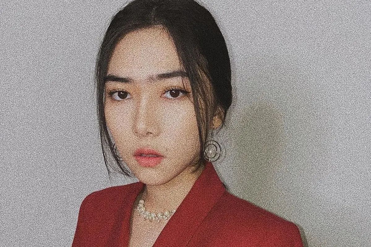 [Fimela] Isyana Sarasvati