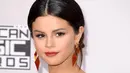 Pendapatan yang didapatkan Selena dari postingan di Instagramnya mengalahkan keluarga Kardashian, Cristiano Ronaldo, Cara Delevigne, dan Gigi Hadid. Pasalnya, nominal yang diperoleh cukup mencengangkan. (AFP/Bintang.com)