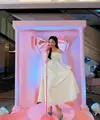 Jadi ibu pejabat tidak menghalangi Beby Tsabina untuk eksplorasi gaya makeup. Bahkan ia masih terbilang cocok untuk menjadi KPop Idol [@bebytsabina]
