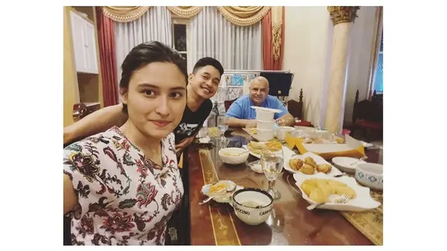 Baru Menikah, Ini 6 Momen Adly Fairuz dan Angbeen Rishi Jalani Puasa Bersama