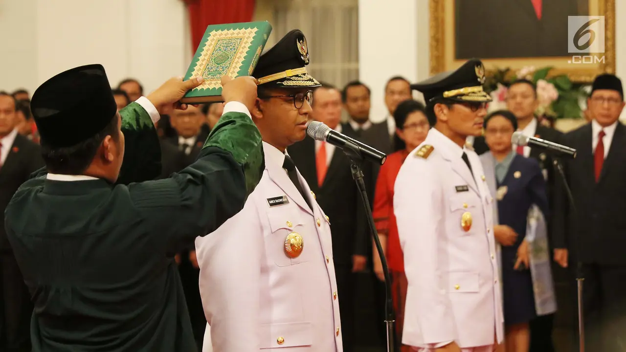 Sah Dilantik, Anies-Sandi Resmi Pimpin DKI Jakarta