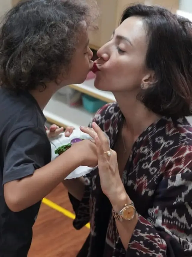 Momen Manis Wanda Hamidah dan Anak Bungsu (sumber: instagram/wanda_hamidah)