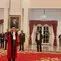 Presiden Joko Widodo atau Jokowi menyaksikan pengucapan sumpah dan janji Arsul Sani sebagai Hakim Mahkamah Konstitusi (MK) RI di Istana Negara, Jakarta, Kamis (18/1/2024).