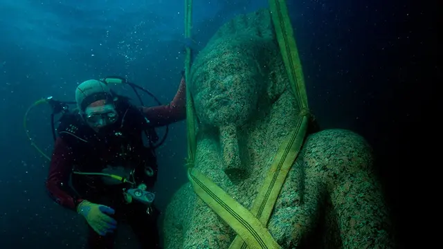 Kota Kuno Hingga Piramid, 6 Temuan Ditemukan Di Dalam Laut