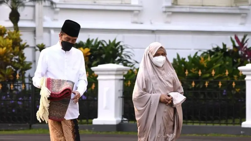 Presiden Joko Widodo atau Jokowi melaksanakan Salat Idul Fitri