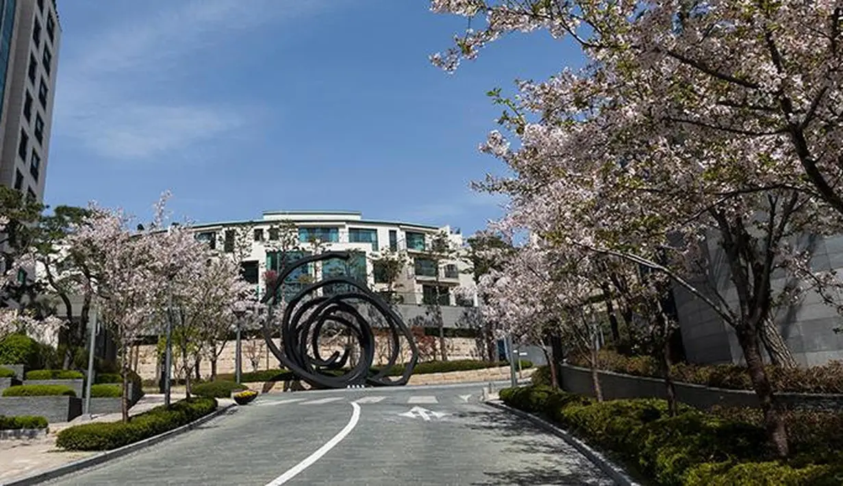 Menurut CEO BigHit, para personel BTS tinggal di Hannam the Hill agar mereka dapat menikmati hidup yang lebih baik lagi. (foto: kpopmap.com)