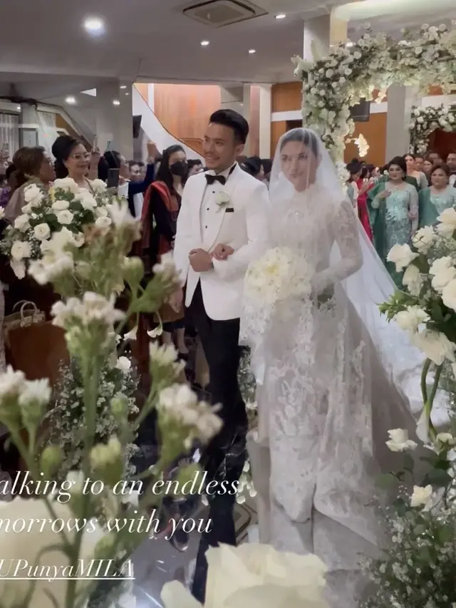 Pesona Jessica Mila Dibalut Gaun Pernikahan Putih