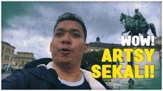 Jurnalis Bola.com (Gerendo Pradigdo) berkesempatan untuk melihat-lihat arsitek klasik di Kota Munchen. Seperti apa keseruannya? Berikut ini video selengkapnya!