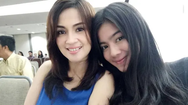 Potret Ibu Felicya Angelista yang Curi Perhatian (sumber: instagram/felicyangelista_)