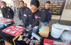 Driver Ojol Sembunyikan Sabu di Mainan Anak