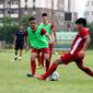Timnas Vietnam U-19 beruji coba melawan Guangzhou Evergrande B di China jelang Piala AFF U-19 2018. (Bola.com/Dok. AFF)