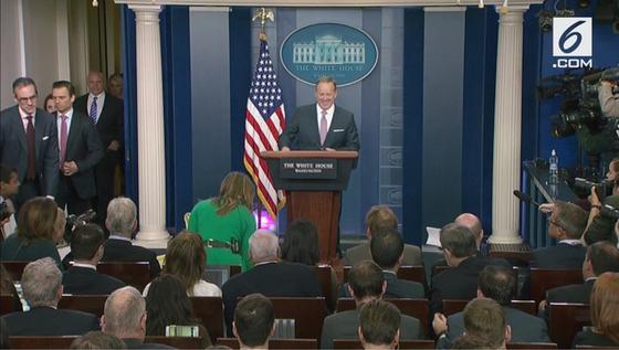 Gedung Putih Bantah Memiliki Rekaman Percakapan Trump dengan FBI  