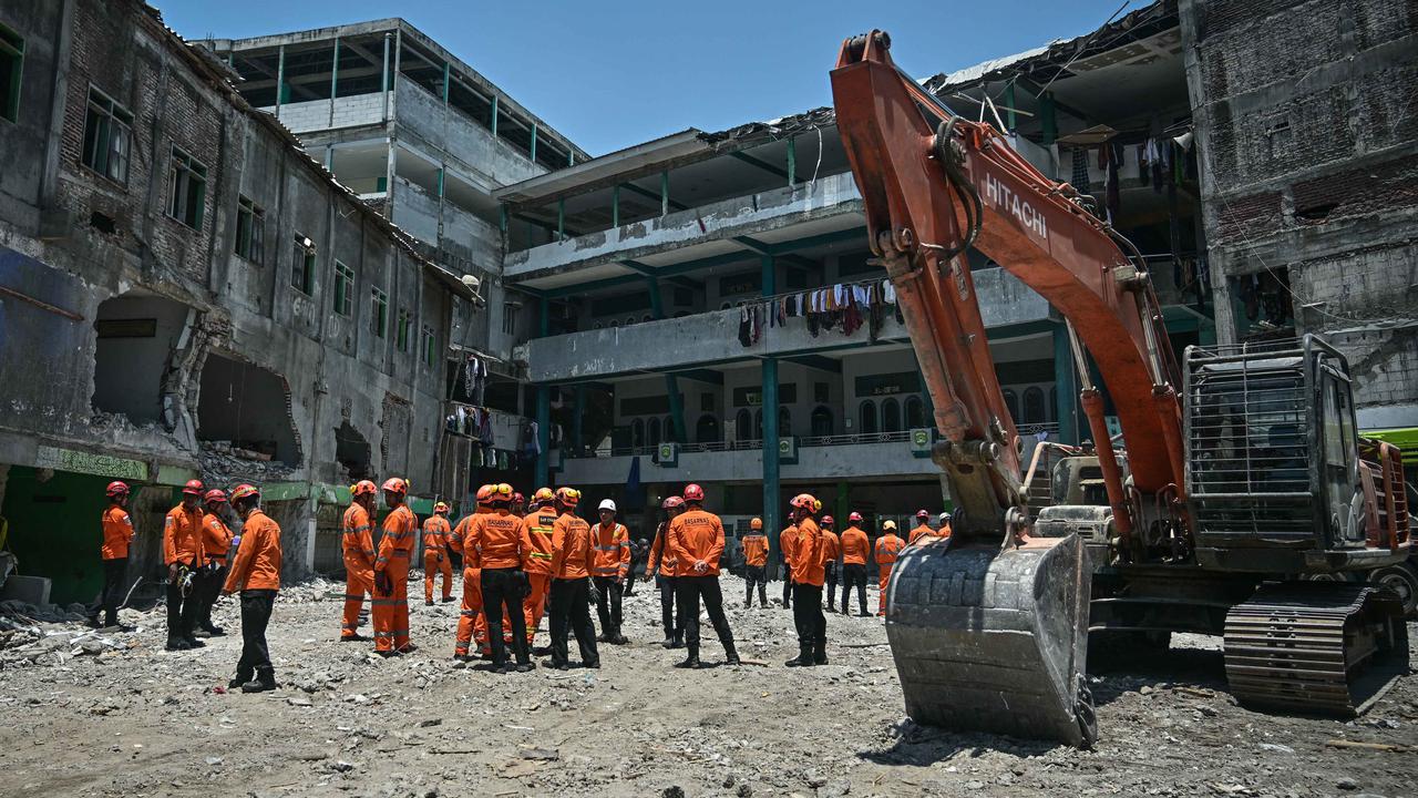 Setelah 9 Hari, Basarnas Akhiri Operasi Pencarian dan Penyelamatan Korban Ambruk Ponpes Al Khoziny Sidoarjo
