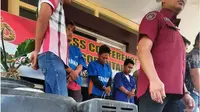 8 Orang Pemuda di Gorontalo Jadi Sindikat Pencurian Lintas Kabupaten saat diringkus Polisi (Arfandi/Liputan6.com)