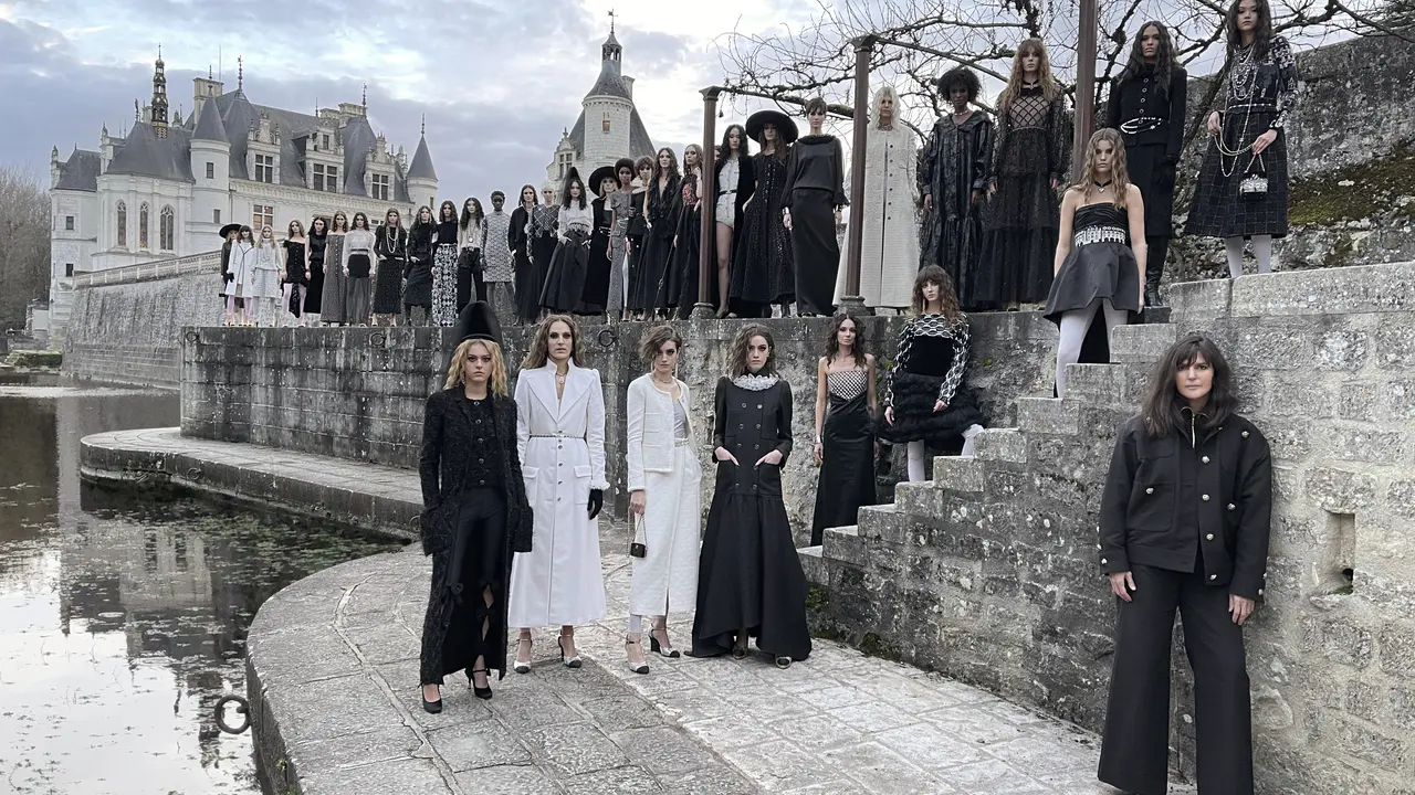 Chanel 2020/21 Métiers d’art Collection