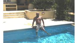 Amokrane Kiane Sabet adalah mantan pegulat Mixed Martial Arts (MMA). (Bola.com/myspace.com/kiane sabet) 