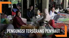 Ribuan korban banjir di Pekalongan memenuhi lokasi pengungsian. Mesjid Al-Kharomah adalah salah satu lokasi pengungsian di Kota Pekalongan. Mesjid ini menampung 450 pengungsi korban banjir.