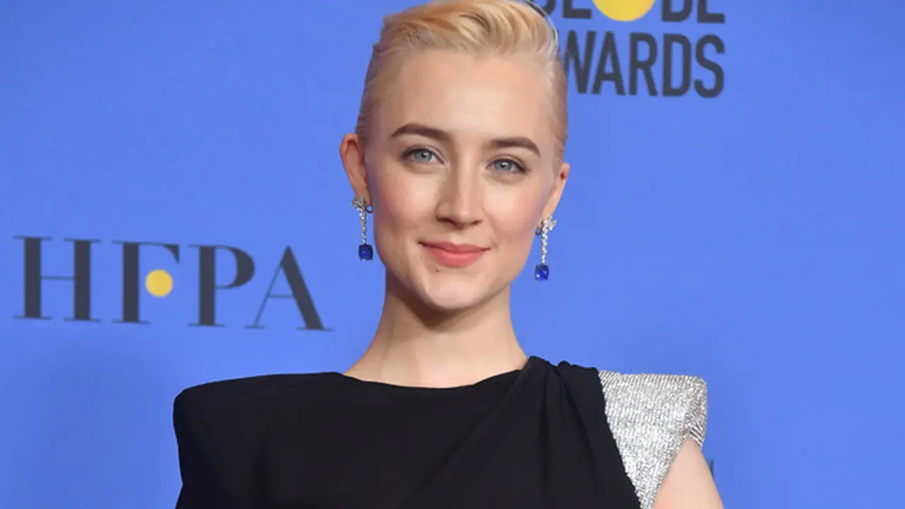 [Bintang] Artis dengan Gaun Hitam di Golden Globes 2018