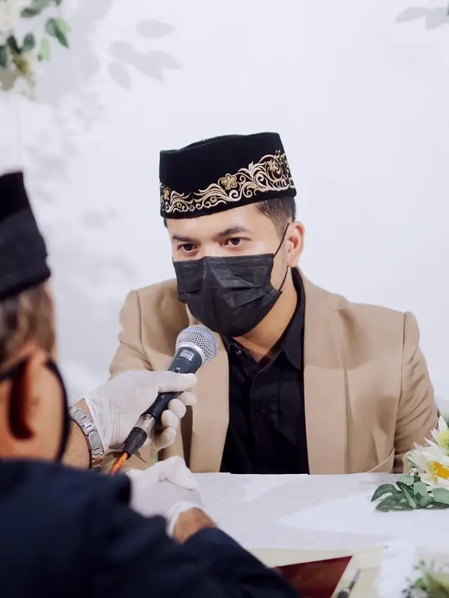 Dayat Simbaia dan Anya resmi menikah (Foto: Instagram/@dayatsimbaiaaa)