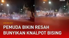 Segerombolan pemuda bunyikan knalpot bersuara bising di jalan.